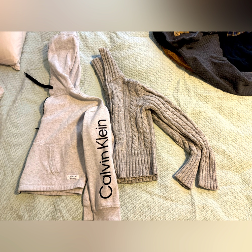 Calvin Klein & Banana Republic Crop top Bundle